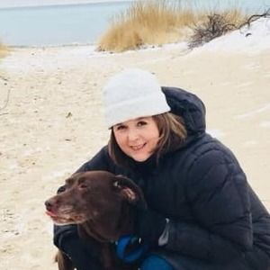 Meet your Posher, Kelly